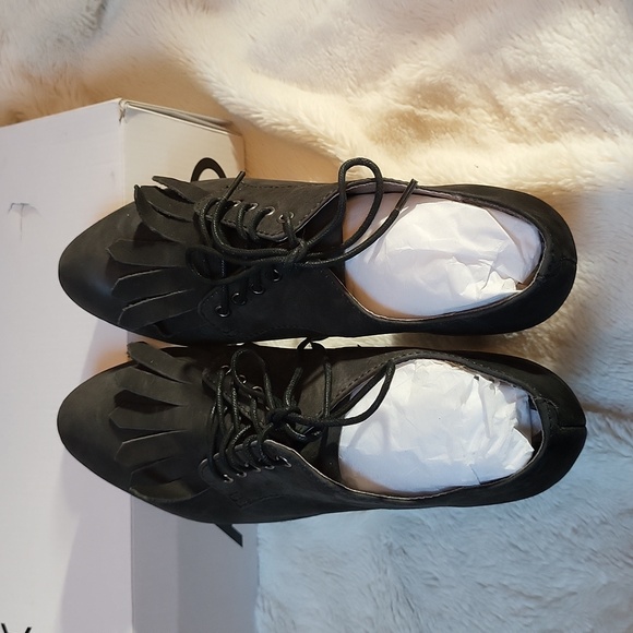 NWT! Black Leather High Heels with Fringe! Size 39! - Picture 8 of 13